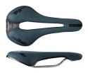 Siodło SELLE ITALIA FLITE BOOST GRAVEL TI316, Superflow S (id match - S3), TI 316 Rail, Fibra-Tek, Light Gel, 228g, Niebieskie (